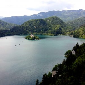 lago bled eslovenia donde dormir